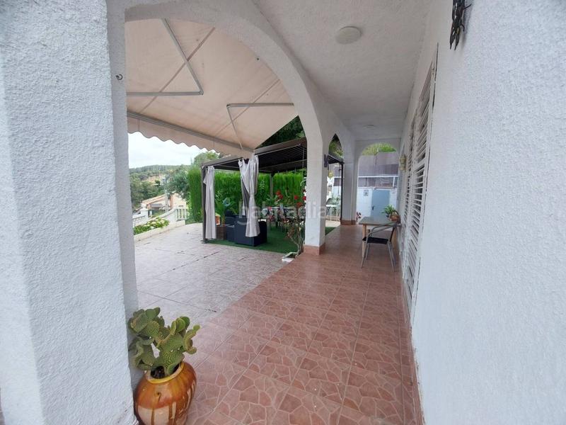 Foto 5f808475-37e5-4854-a41e-c304792d0b02. Chalet torre con piscina , 4 habitaciones dobles,grandes vistas en Abrera