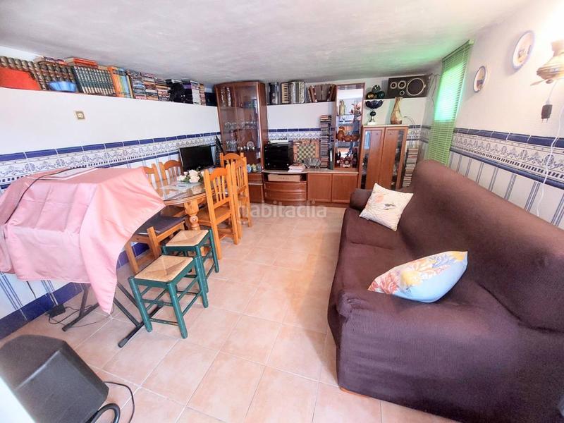 Foto d27a57c0-9048-4502-8d03-cbecdf196d2c. Chalet torre con piscina , 4 habitaciones dobles,grandes vistas en Abrera