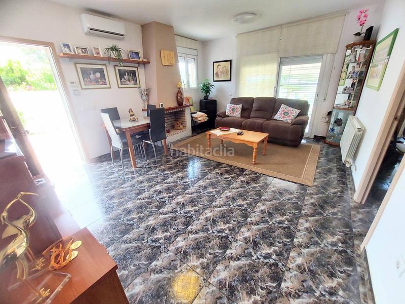 Foto e7b1cf78-67d1-4f1a-93cf-056825b68368. Chalet torre con piscina , 4 habitaciones dobles,grandes vistas en Abrera
