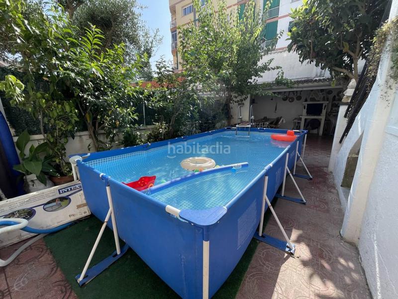 Foto a940d928-3c4f-412c-83c6-cb966a4cffd4. Casa pareada zona can fatjó. casa de 3 plantas, 4 habitaciones con garaje y patio. en Rubí
