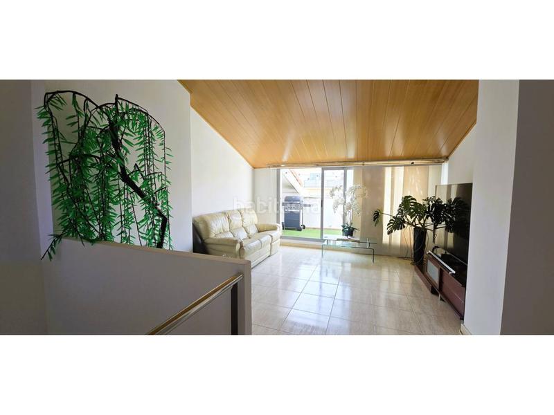 Foto a1f3c132-95c2-423a-b0e1-ddd91fd6423b. Piso fantástico atico duplex seminuevo en Can Roca ii, precioso en Terrassa