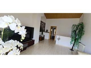 Appartement à Can Roca. Fantástico atico duplex seminuevo en can roca ii, precioso