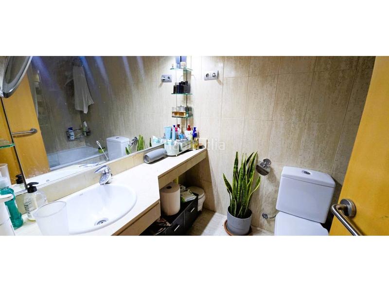 Foto efebaf7f-2361-45f1-99f4-1fe3735e6ac9. Piso fantástico atico duplex seminuevo en Can Roca ii, precioso en Terrassa