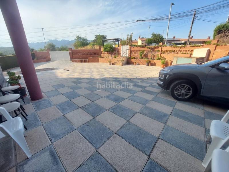 Foto 14b11ff6-5f75-47b5-bebc-4bfd4c2864c5. Chalet torre bifamiliar en esparraguera, urbanizacion mas den gall en Esparreguera