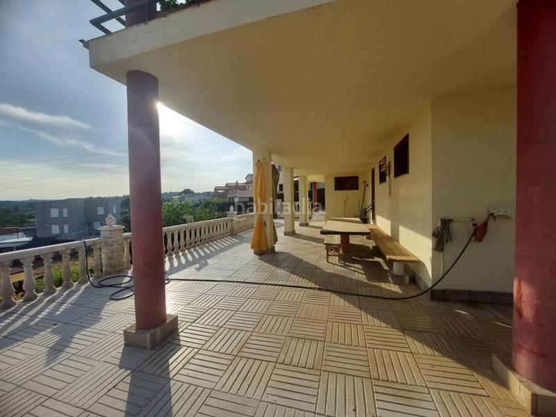 Foto 5d14eea4-b155-4e17-a6e1-da66f9c88f98. Chalet torre bifamiliar en esparraguera, urbanizacion mas den gall en Esparreguera