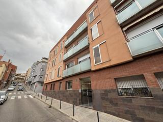 Location Appartement  Doctor turró. Planta baja de 3 habitaciones en ca naurell