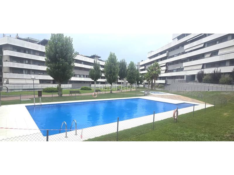 Foto a4554185-bda5-478f-8e5c-15c56630a809. Piso torressana fantastico piso de 2 habitaciones con pk trastero con piscina comunitaria en Terrassa