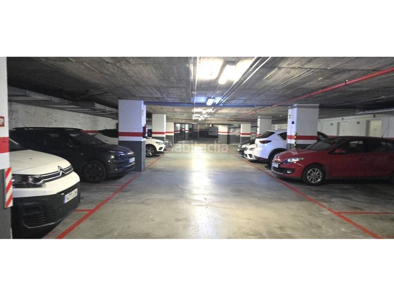 Foto b6b20d9b-563b-47cb-b866-582e55cd6aeb. Piso torressana fantastico piso de 2 habitaciones con pk trastero con piscina comunitaria en Terrassa