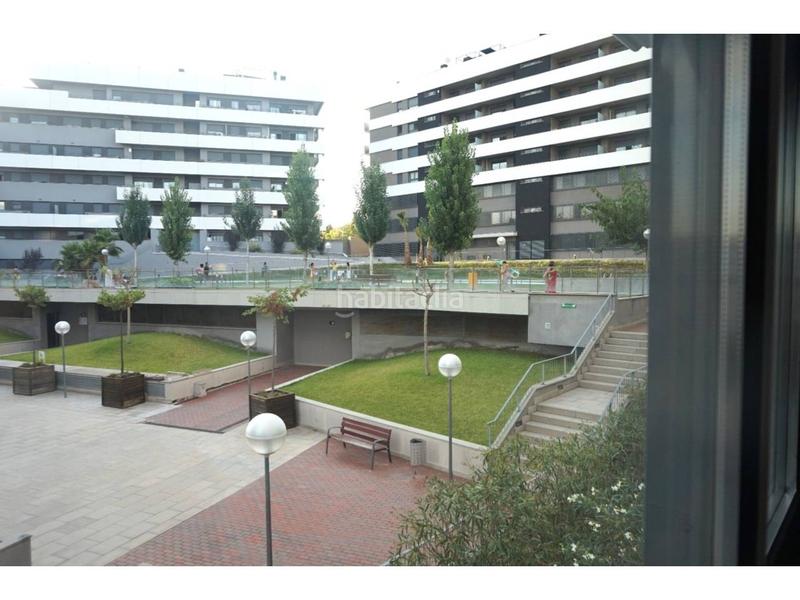 Foto d2166daa-45d6-47c8-9ce6-b3e768e76473. Piso torressana fantastico piso de 2 habitaciones con pk trastero con piscina comunitaria en Terrassa