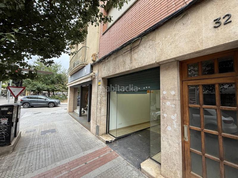 Foto 0fae31ac-bf50-460b-9a1c-3e2b1a86a25b. Location local commercial dans Ca n'Aurell Terrassa