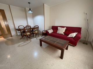 Appartement à Les Arenes - La Grípia - Can Montllor. Zona la gripia les arenes piso planta baja de 2 habitaciones dos