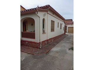 Haus in Sant Andreu de la Barca. Casa en la mejor zona de la colonia