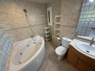 Location Appartement  Egara. Piso de  4 habitaciones situado en la rambla de egara