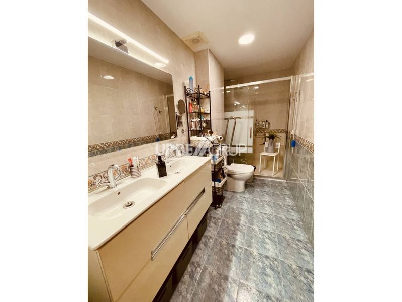 Foto 3a196fc8-7697-4faa-aa5a-908058c01a6e. Pis amb calefacció a Ca n'Aurell Terrassa