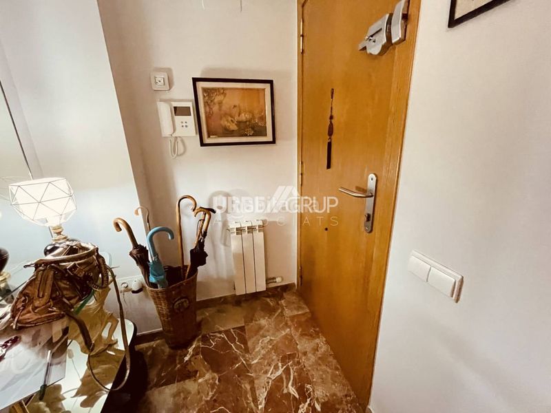 Foto ca7571ef-90b8-4f0f-9f47-f05b0195bcc9. Pis amb calefacció a Ca n'Aurell Terrassa