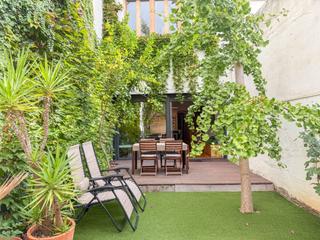 Maison  Pantà. Casa en venta en el centro de terrassa
