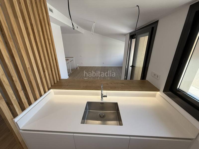 Foto f1356ea8-7150-4c44-ad11-f04d68aac968. Location duplex avec chauffage parking dans Barri del Centre Terrassa