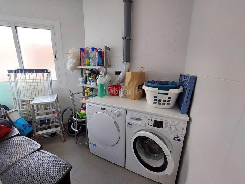 Foto 062dbf81-caa2-4c84-9753-30563ec44fa4. Haus mit heizung parking in Zona Esportiva Terrassa