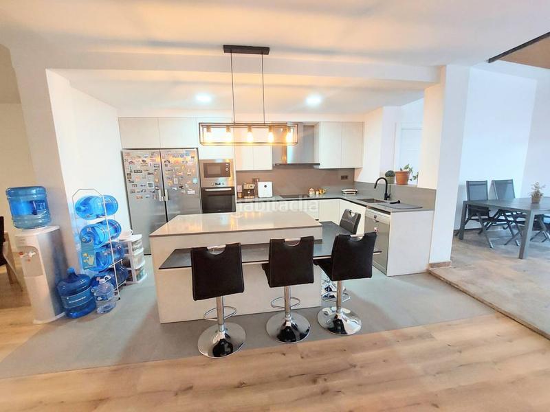 Foto 8b8acdf5-ba22-4462-8e13-bbfe219796a6. Haus mit heizung parking in Zona Esportiva Terrassa