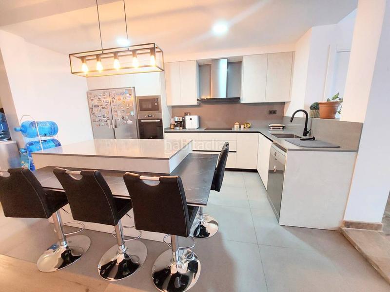 Foto fa61478f-f804-485f-8bbf-8fd502f52398. Haus mit heizung parking in Zona Esportiva Terrassa