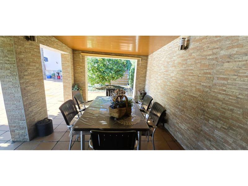 Foto 1813553c-e26a-4b48-acff-5f01d8b648fa. Chalet gran torre en can villaba con gran piscina en Abrera