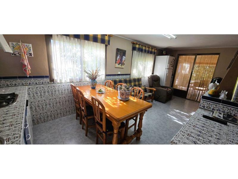 Foto 82e37b20-684d-4bb8-866d-562a9fe65a27. Chalet gran torre en can villaba con gran piscina en Abrera