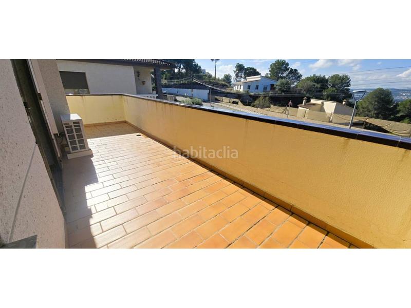 Foto e71c24ec-d602-4c7c-bb77-a95795eab37b. Chalet gran torre en can villaba con gran piscina en Abrera