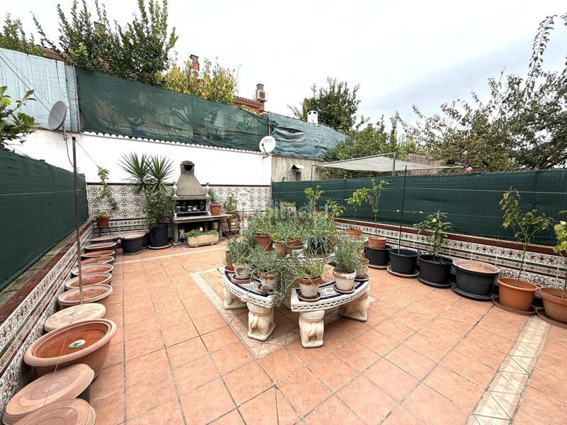 Foto 10aa8b3a-137f-446b-8848-1259bc97fce3. Haus mit heizung parking in Roc Blanc Terrassa