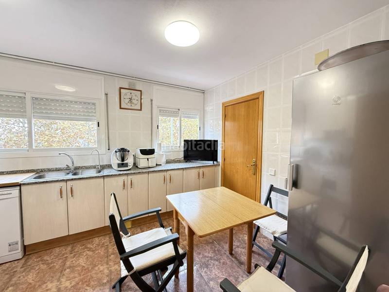 Foto 11b0025f-5064-4732-9319-c87b41b84cbc. Haus mit heizung parking in Roc Blanc Terrassa