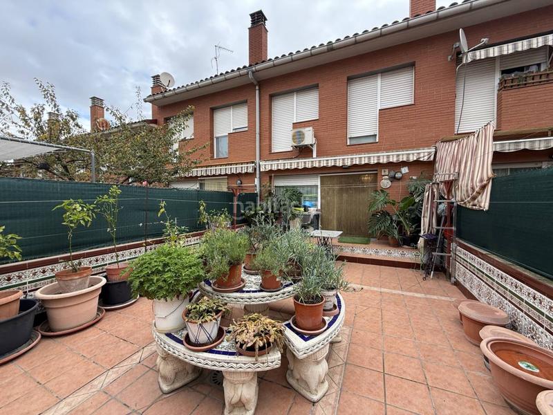 Foto 75c199bb-8419-4538-a5cc-6c63b44167b8. Haus mit heizung parking in Roc Blanc Terrassa