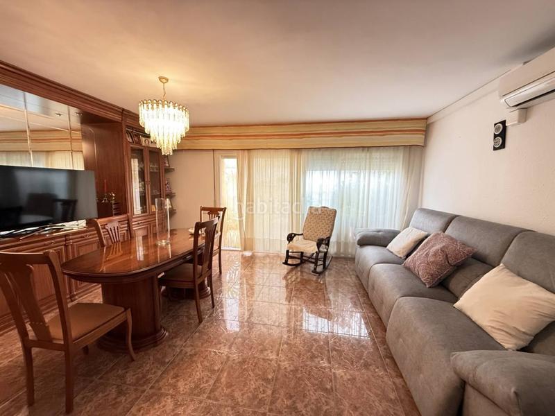 Foto 9989e90b-99df-4969-b27d-08257ba3e41d. Haus mit heizung parking in Roc Blanc Terrassa