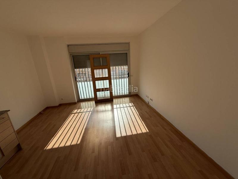 Foto 2cffdd11-670b-46b6-a697-9863b306d1c7. Pis amb aparcament a Plaça Catalunya - Escola Industrial Terrassa