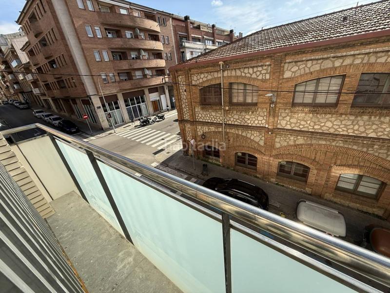 Foto 84e601b7-42b7-49f0-8795-eefd04ddee2d. Pis amb aparcament a Plaça Catalunya - Escola Industrial Terrassa