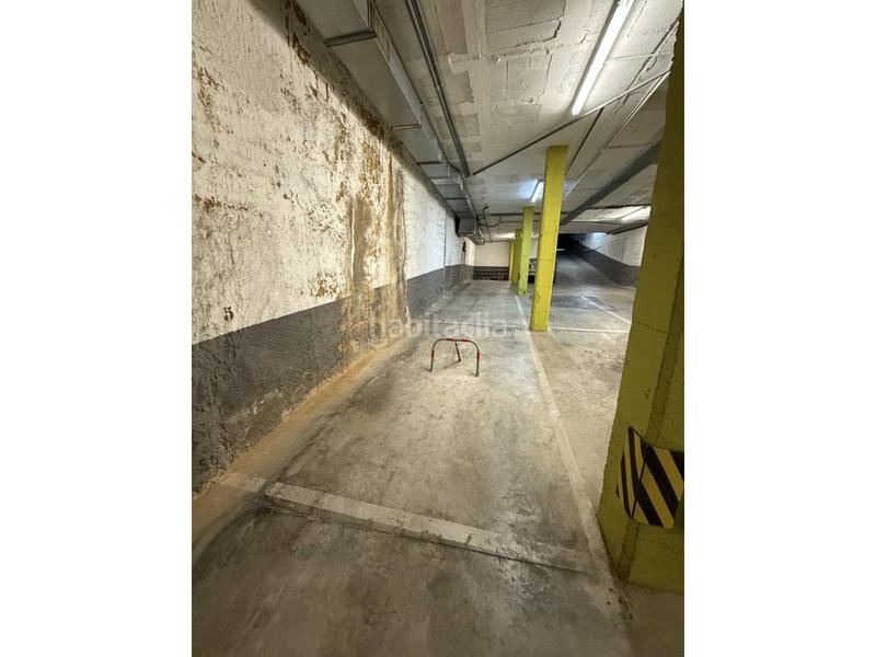 Foto 9d6f4e20-54dc-43b0-a5fa-9e9c7b587b89. Pis amb aparcament a Plaça Catalunya - Escola Industrial Terrassa