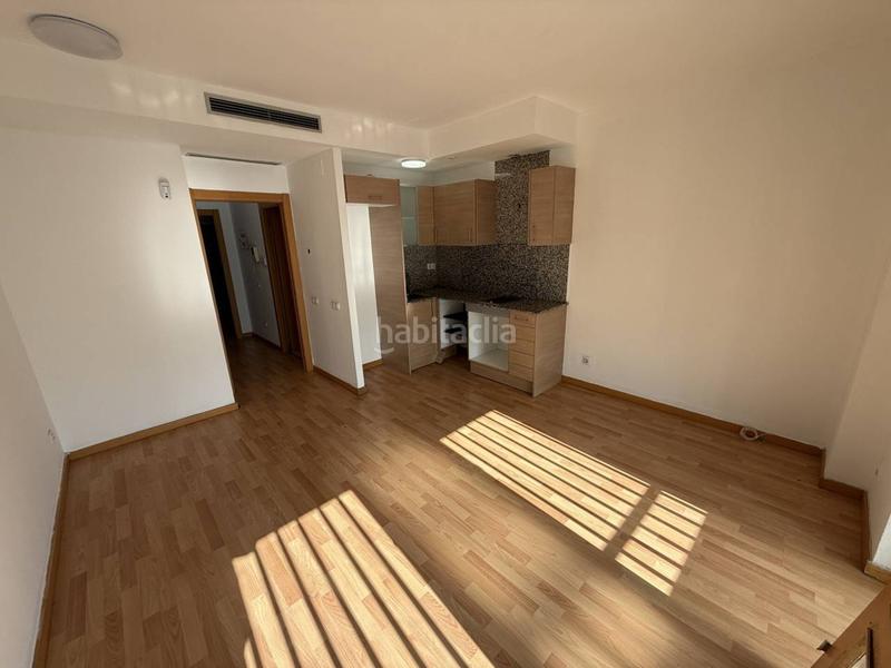 Foto d8bfec07-b114-46e1-9092-a8610a2ec26e. Pis amb aparcament a Plaça Catalunya - Escola Industrial Terrassa