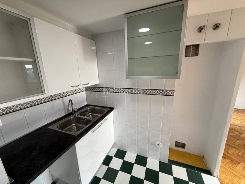 Foto 4f332e36-a0c9-4fcf-a08e-1664fc01fd14. Location duplex avec chauffage parking dans Barri del Centre Terrassa