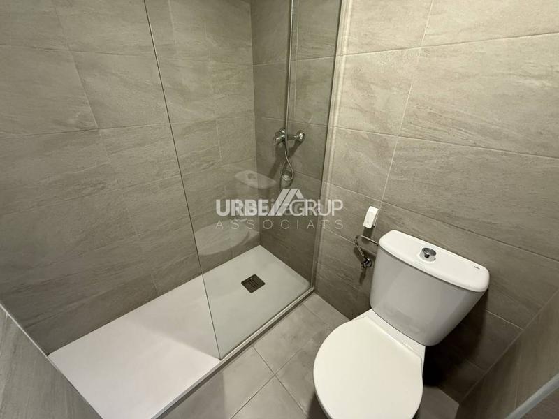 Foto 0b26706f-3250-4566-9111-f136d53d1740. Rent flat with heating in Ca n'Aurell Terrassa