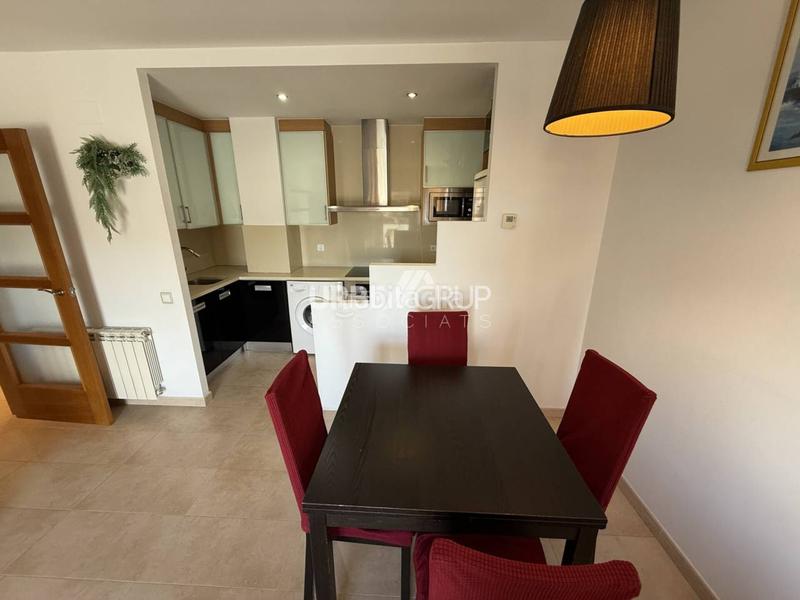 Foto d3f78ac4-9c48-47fa-bb3b-779254d9391e. Rent flat with heating parking in Ca n'Aurell Terrassa