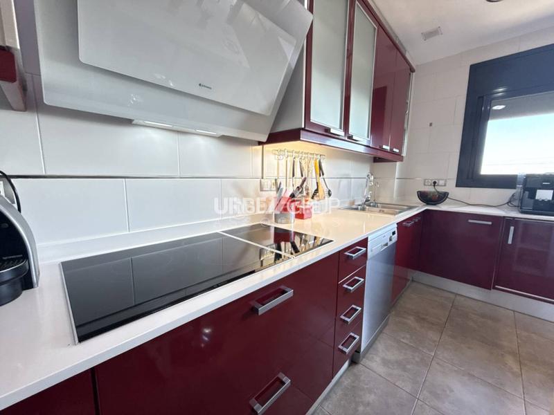 Foto 521bbe7c-d007-4ec0-a929-b04a2c28abe8. Casa amb calefacció aparcament piscina a Masquefa