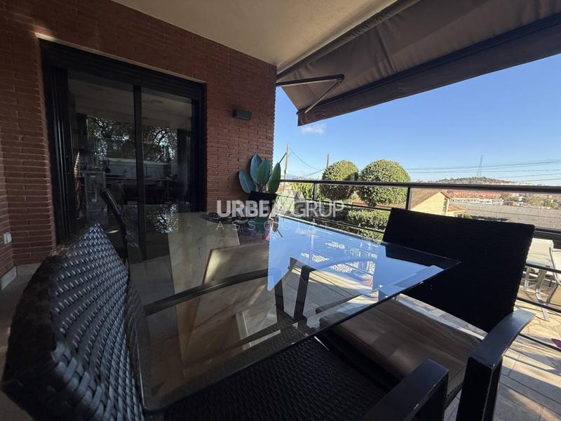 Foto 59948152-4542-465f-a117-cee1e3c9881d. Casa amb calefacció aparcament piscina a Masquefa