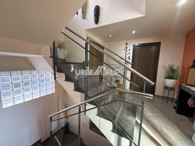 Foto 7a0f0267-c881-433f-a705-dd9a2d45d0ce. Casa amb calefacció aparcament piscina a Masquefa