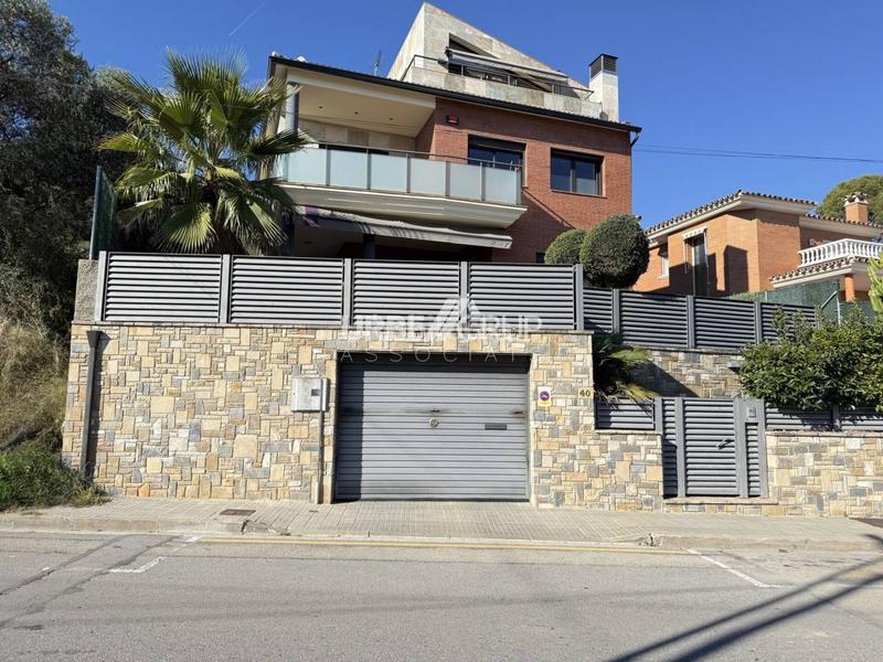 Foto ada13124-fb59-4d12-b351-8966f48ac239. Casa amb calefacció aparcament piscina a Masquefa