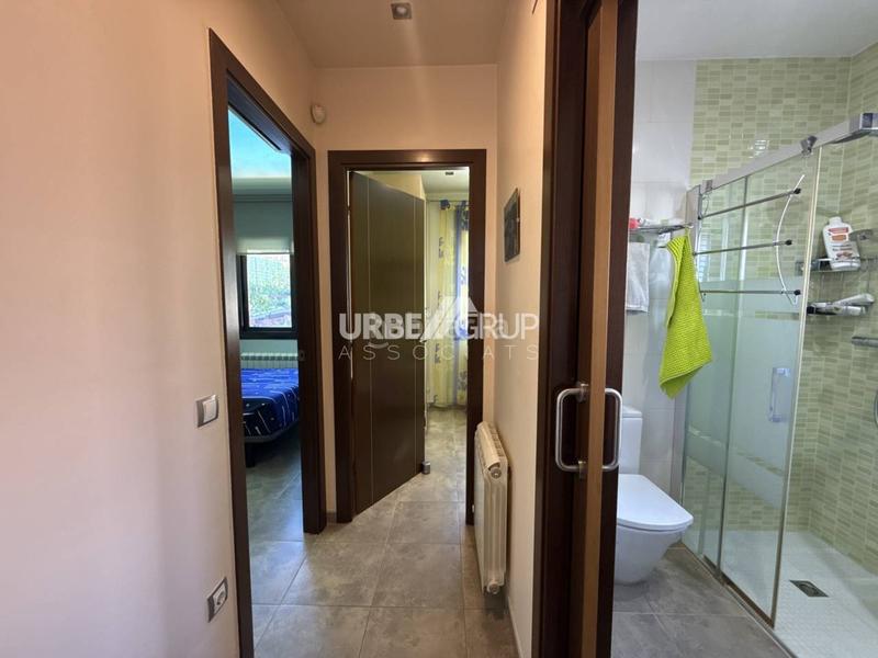 Foto c1778f86-f1c6-4aa1-81af-0d8e34759743. Casa amb calefacció aparcament piscina a Masquefa