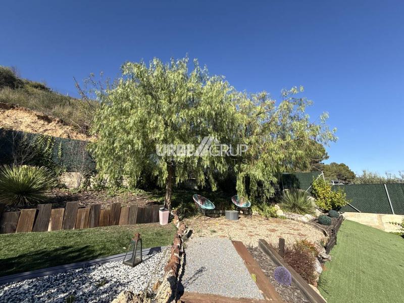 Foto c26705b1-8701-4ed4-8693-b97d419acaf2. Casa amb calefacció aparcament piscina a Masquefa