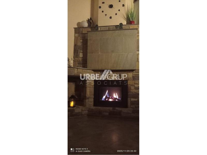 Foto c4a7da27-e263-4994-a93e-8b806b834676. Casa amb calefacció aparcament piscina a Masquefa