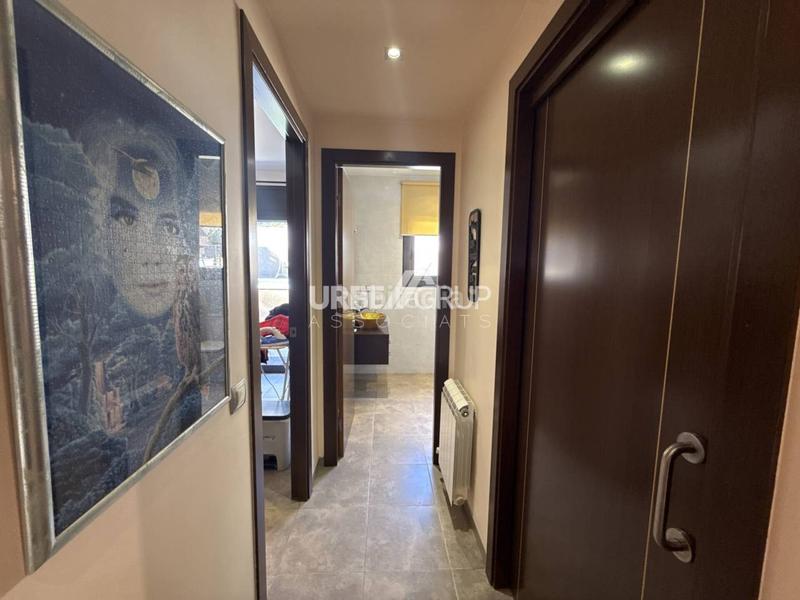 Foto dd3ae983-4d43-4626-8280-b9473227c76d. Casa amb calefacció aparcament piscina a Masquefa