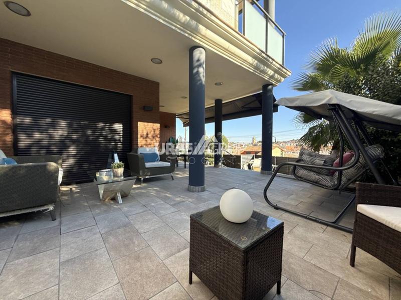 Foto f38ea8d9-2723-4ff1-80be-24768874b5ac. Casa amb calefacció aparcament piscina a Masquefa