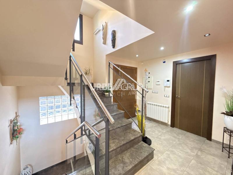 Foto fb61734a-4791-4365-a1d7-56be3a313674. Casa amb calefacció aparcament piscina a Masquefa