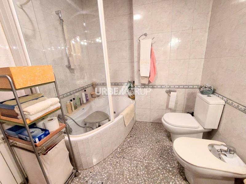 Foto 5c079fe9-b204-4bb6-a087-b03e8ff129a0. Haus mit heizung parking in Castellbell i el Vilar