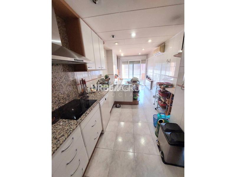 Foto bde81d98-c766-4ab7-a989-f4cbccf9a46d. Haus mit heizung parking in Castellbell i el Vilar